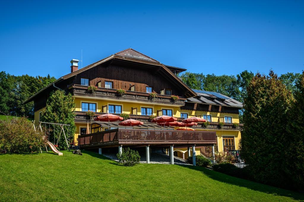 Hotel-Pension Schwaighofen Eugendorf Exterior photo